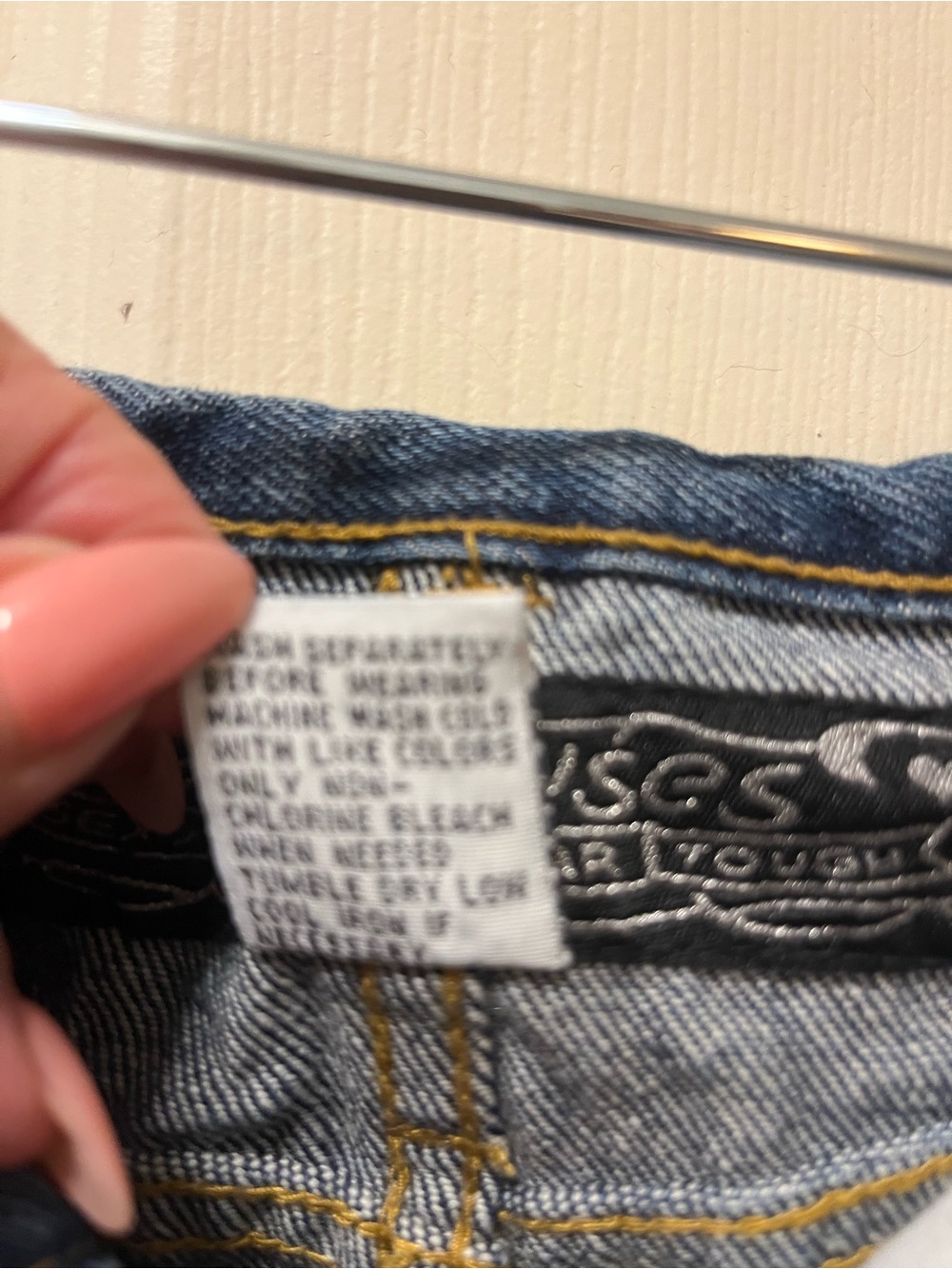 No Excuses Women’s Denim Capri Jeans Size 11/12 Blue Button Fly Y2K Cropped - Picture 8 of 8